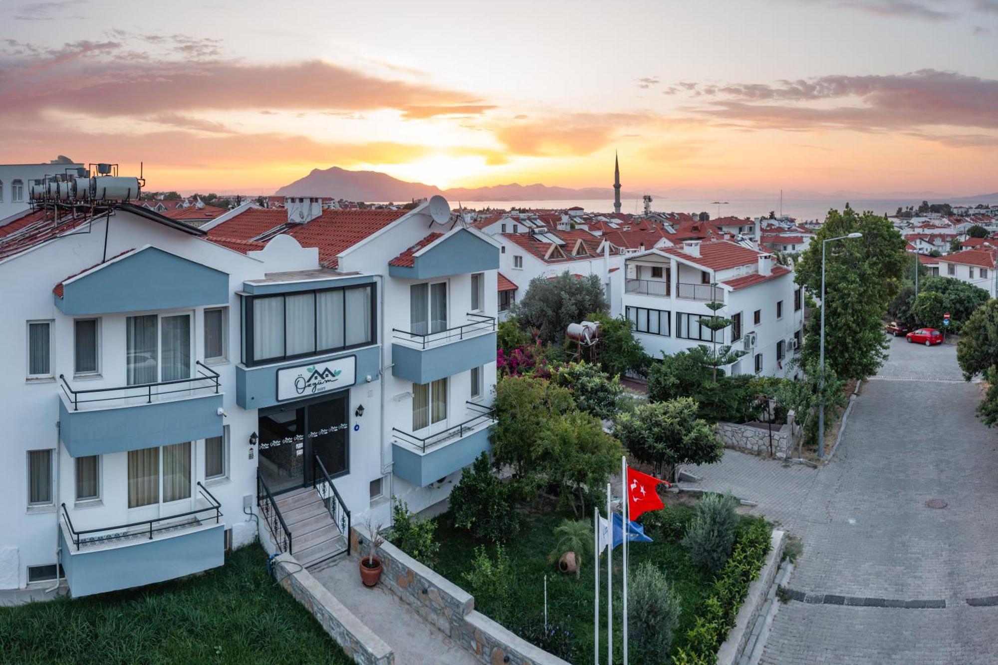 Oezguem Suite Otel Datça Exteriör bild
