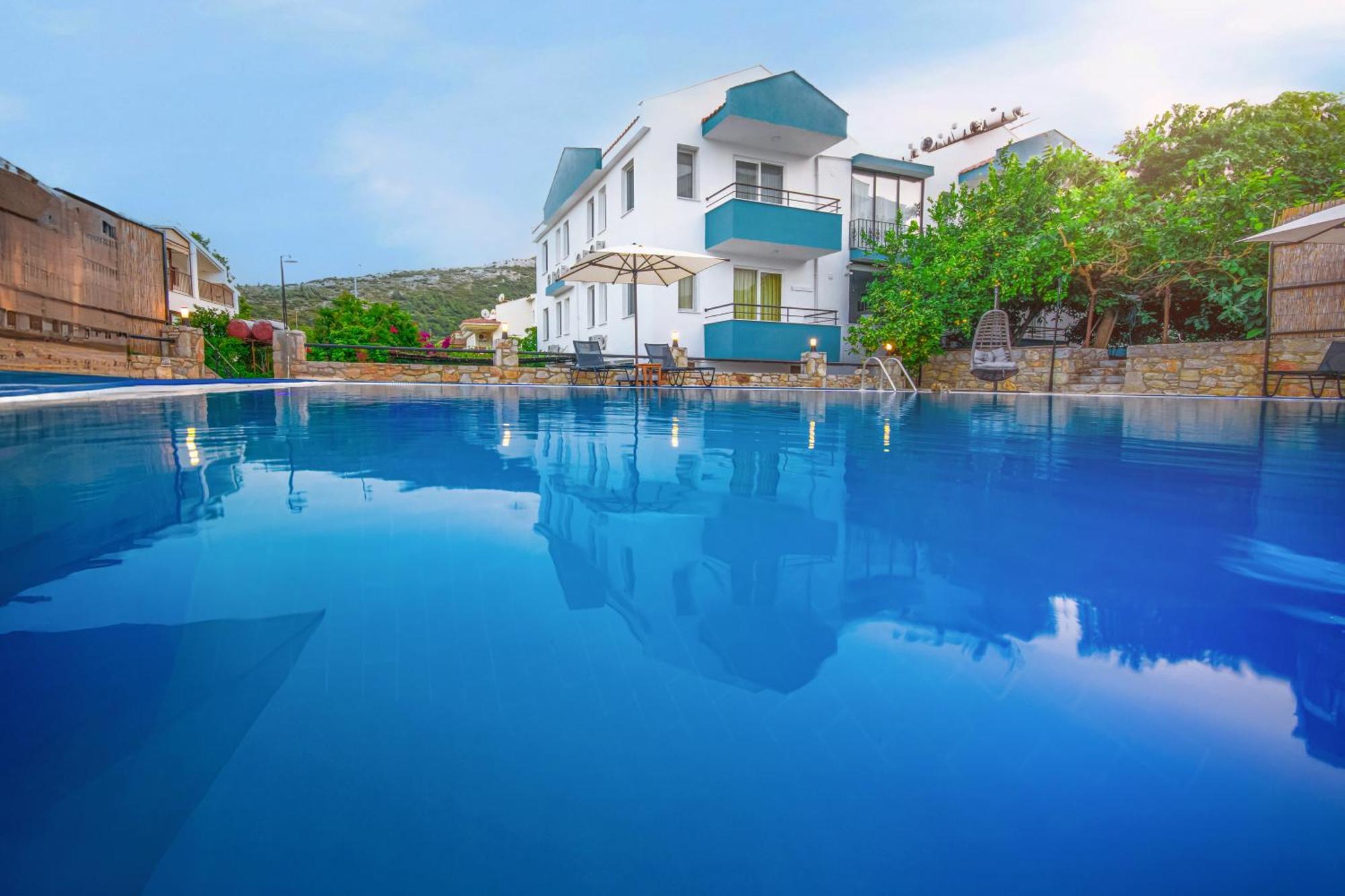 Oezguem Suite Otel Datça Exteriör bild
